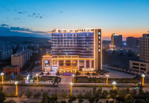 吉木萨尔麦田酒店外景图