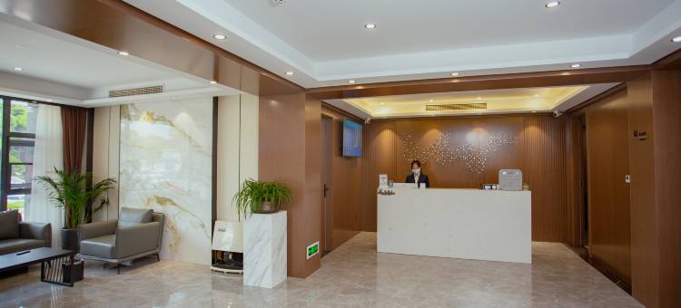 誉美和丰酒店(湖北美术学院藏龙岛校区)图片