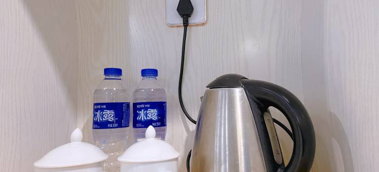 平安精选酒店(人民西路孩儿巷地铁站店)图片