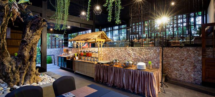 巴厘岛水明漾丰塔纳1O1酒店(THE 1O1 Bali Fontana Seminyak)图片