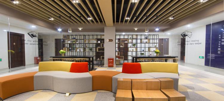 冠寓(大芬地铁站店)图片