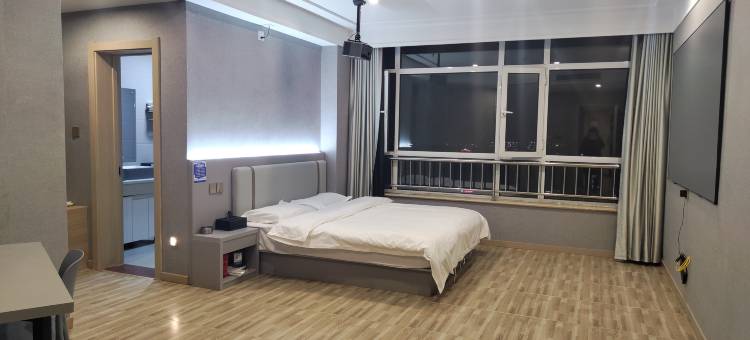 云上电影酒店(临沂沂河路通达路店)图片