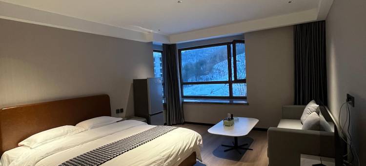 盛豪·轻奢酒店式公寓(通化万峰滑雪度假区店)图片