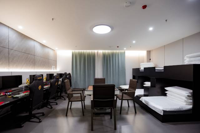 电竞时代的女孩：如何组装IM电竞-IM电竞官网入口__注册即送高额体验金属于你的游戏主机！