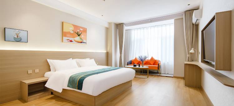 云逍归鸟酒店(银川高铁站怀远夜市店)图片