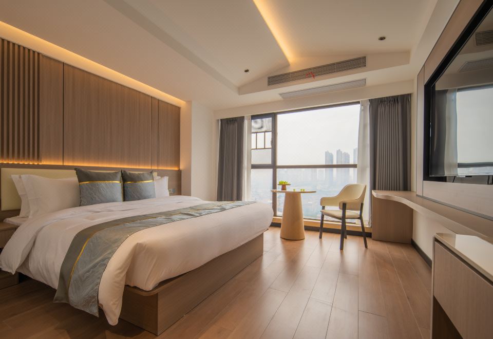  Hotel Overview