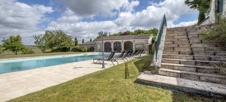 圣普勒伊庄园原生酒店(Le Relais de Saint-Preuil, the Originals Relais Vignes du Cognac)图片