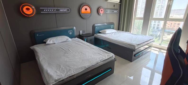 竞自由电竞酒店图片