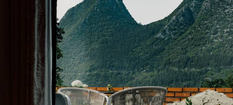 万峰林事无花径民宿图片