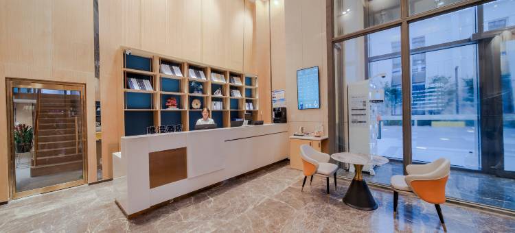 潮漫酒店(郑州高铁东站东广场店)图片