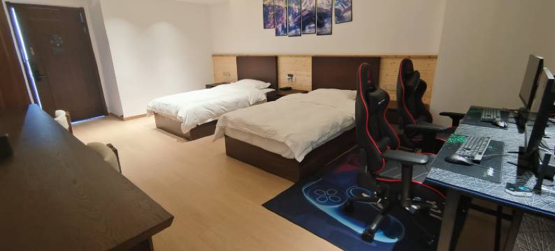 红源朴宿丨轻触智能丨modern轻奢美宿(北乡双河店)图片