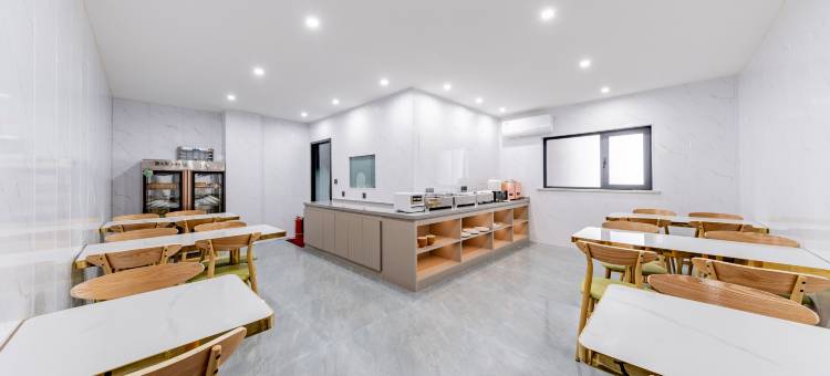 蓝天大酒店(靖边长城路政府店)图片