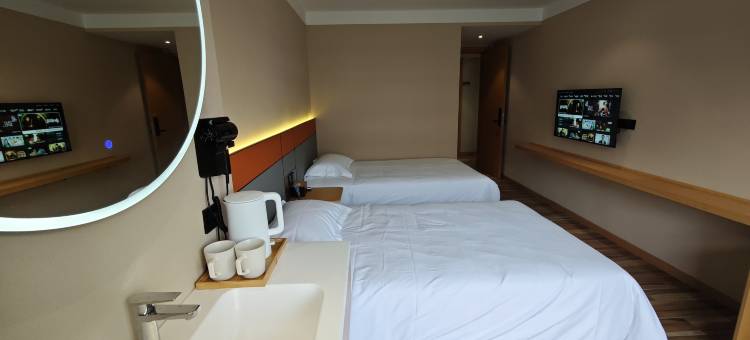 柏云酒店(马鞍山火车站解放路店)图片