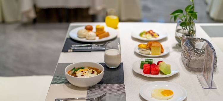 丽水喜尔顿·静湖南岸酒店图片