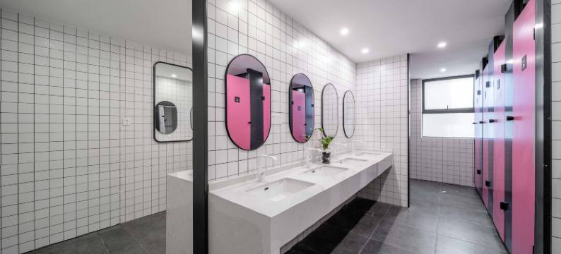 象院青年旅舍(陆家浜路地铁站店)图片