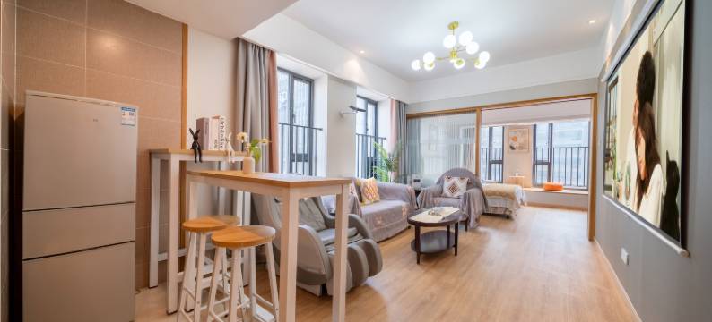 诗美影院酒店公寓(重庆观音桥店)图片