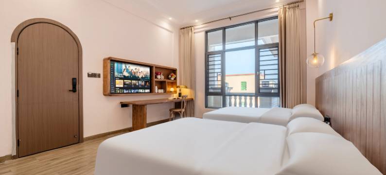 徐闻县誉海澜湾·风车长廊观日瞰海美宿(南极村店)图片