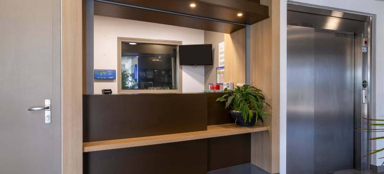 民宿酒店尼奥尔马雷普瓦特万东(B&B HOTEL Niort Marais Poitevin Est)图片