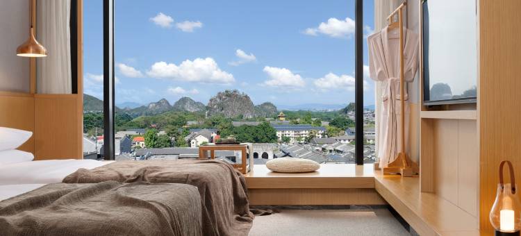 港舍屋顶观景酒店(桂林两江四湖象鼻山店)图片