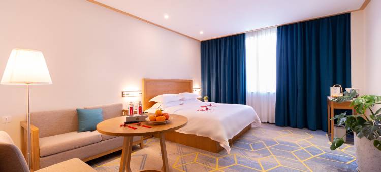 红叶大酒店(南宁华侨城大帽天街店)图片