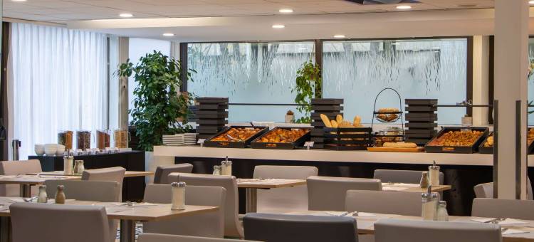 巴黎中心埃菲尔铁塔美居酒店(5分钟可达埃菲尔铁塔和塞纳河畔)(Mercure Paris Centre Tour Eiffel)图片