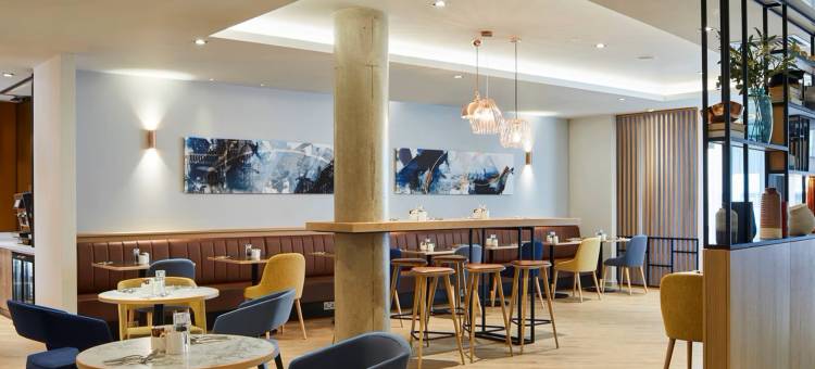 牛津市中心万怡酒店(Courtyard Oxford City Centre)图片