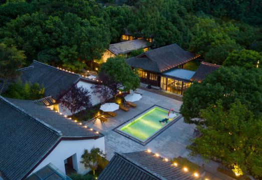 Yijiangnan Shuiyue Hanfu Theme Homestay over view