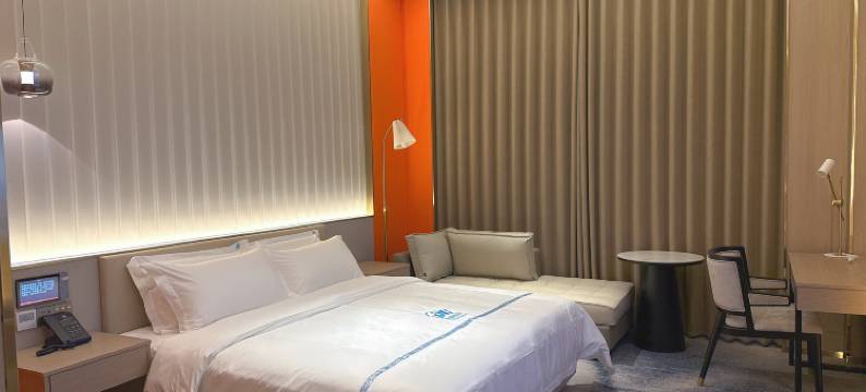 利豪酒店(仪陇高铁站店)图片