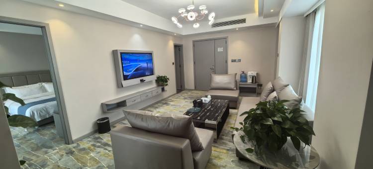 隆地宾馆(陕飞大道店)图片