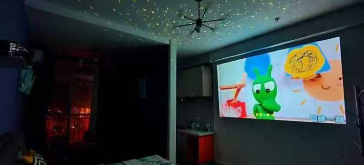 陌野·映画艺术 Courtyard·浪漫氛围影音美宿(中央公馆店)图片