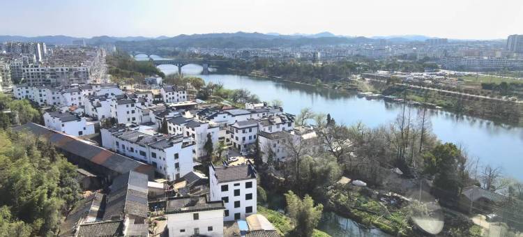 婺源风禾桥畔民宿(婺源文化广场景观桥店)图片