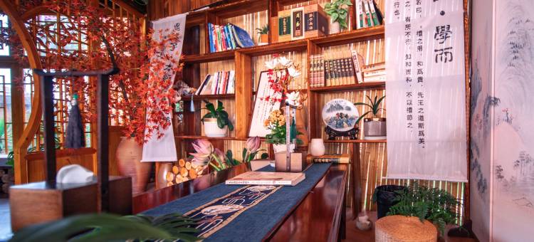 浮生若梦|DREAM・湖景落日轻奢设计美宿(普者黑青龙山店)图片