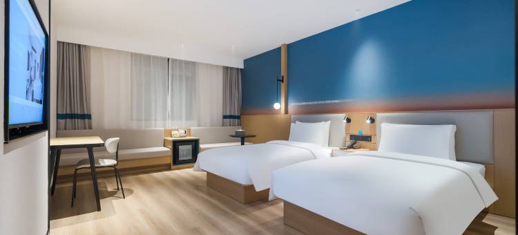 你好酒店(重庆解放碑小什字地铁站店)图片