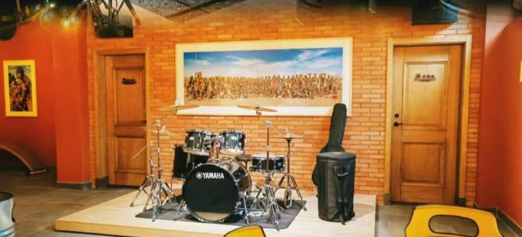 西双版纳景洪萨度•澜湄听涛度假酒店(曼听御花园泼水广场店)图片