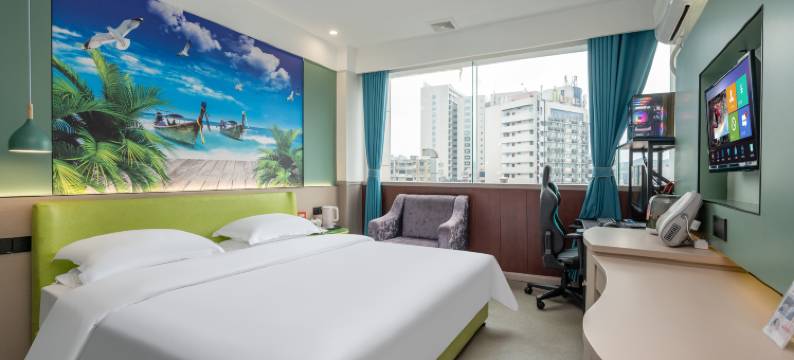 美娱·星峰电竞酒店(南充五星花园中心医院店)图片