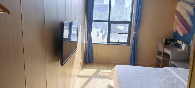 派酒店(徐州高铁站泰隆商业街店)图片