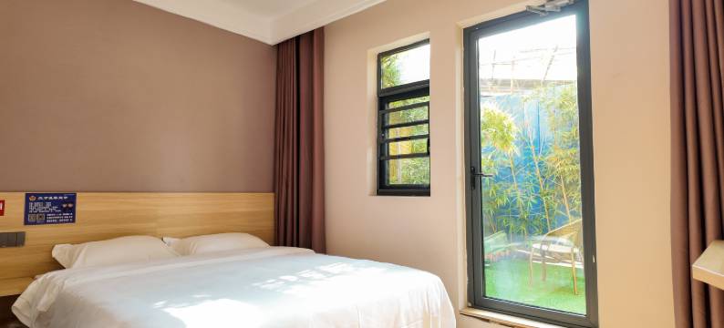 相逢居民宿(洛邑古城店)图片