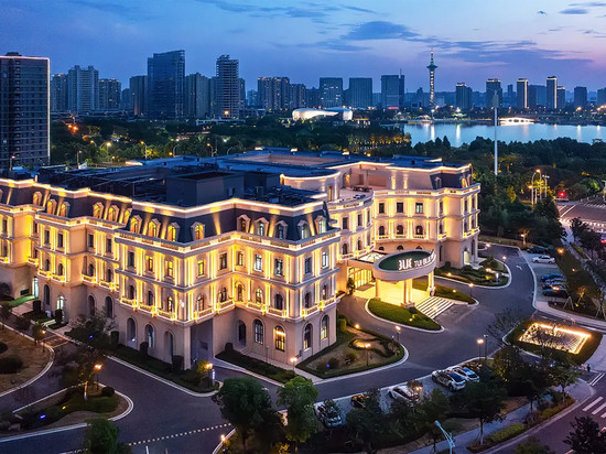 太仓途易蓝酒店