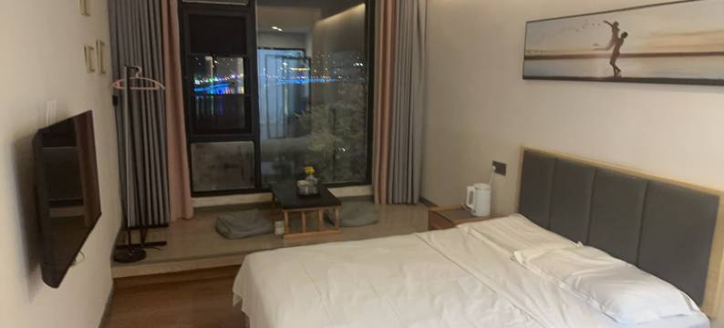 湖岸民宿(七星岩景区店)图片