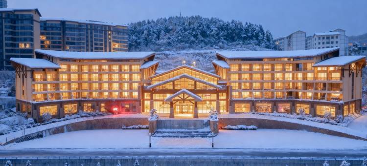 巴东绿葱坡度假酒店图片