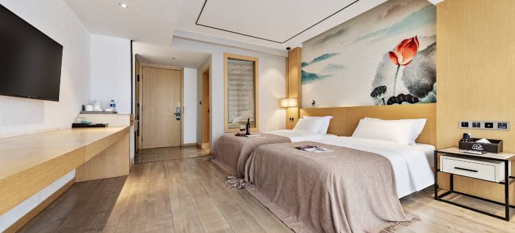 弥勒半岛温泉酒店(湖泉生态园红河水乡店)图片