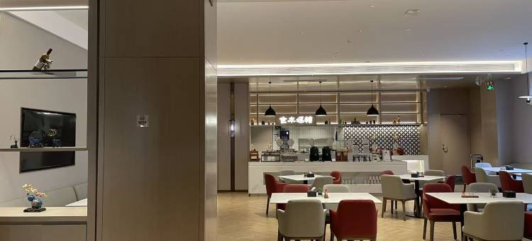 寓约电竞酒店·SUPER(广州白云马务地铁站店)图片