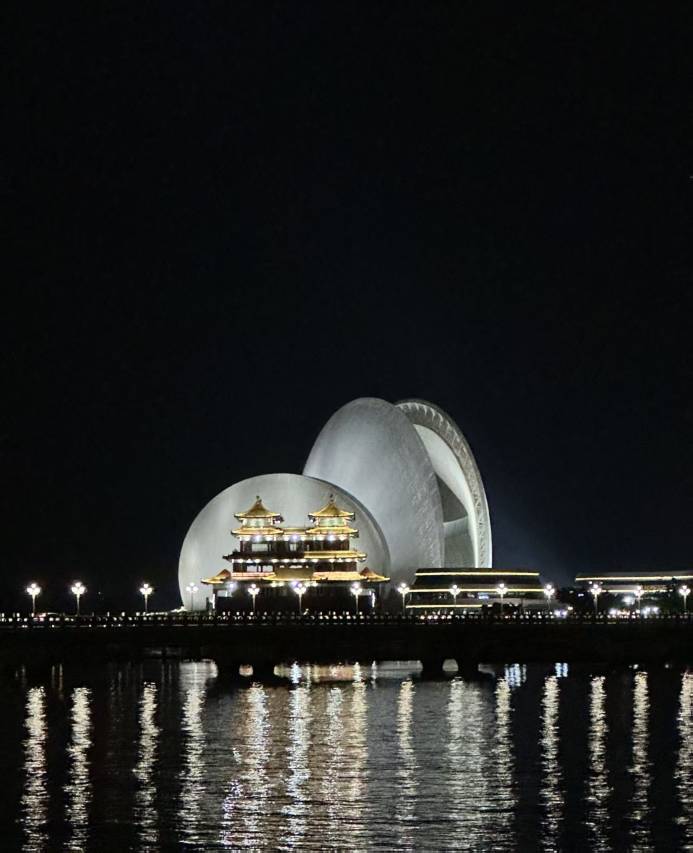珠海德龙M海景酒店(情侣路海滨泳场店)图片