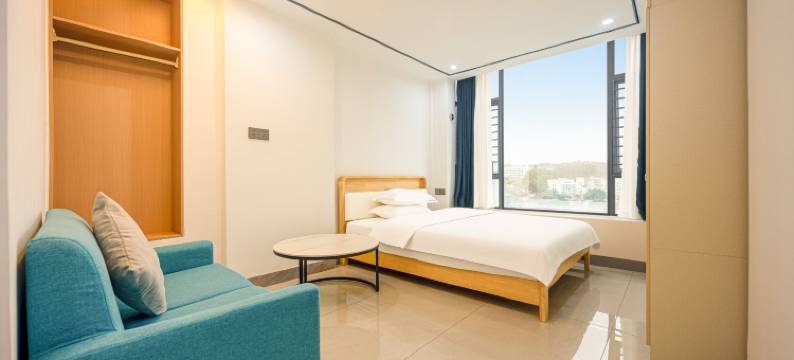 嘉仕顿精品公寓(信宜客运站银湖路店)图片