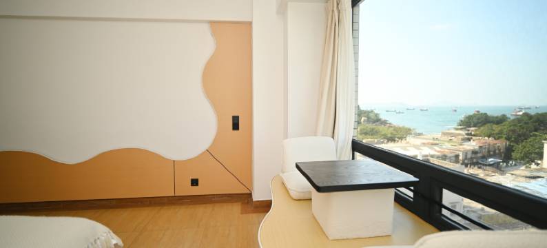 悦湾臻酒店(外伶仃岛店)图片