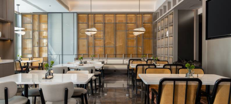 昆明官渡龙湖时代金融中心亚朵酒店图片