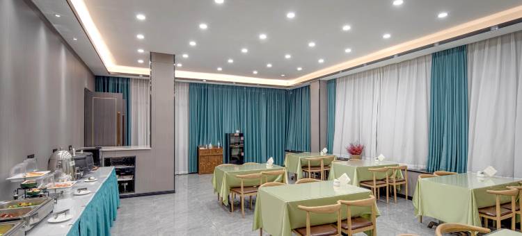 南充云顶·奢悦酒店(西华师大华凤校区店)图片