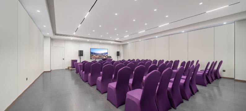 观澜鑫城酒店(雅安高铁站店)图片