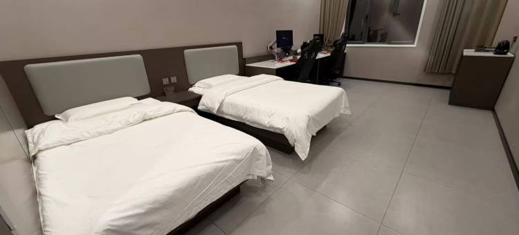 小蜜蜂电竞酒店图片