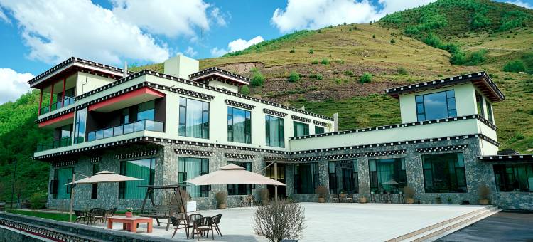 贡嘎海棠庄园(甲根坝店)图片